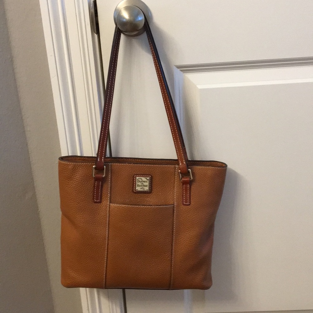 Dooney and bourke pebble small Lexington in tan